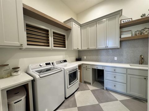 Tiny photo for 7321 Bright Place, Pilot Point, TX 76258 (MLS # 21015652)