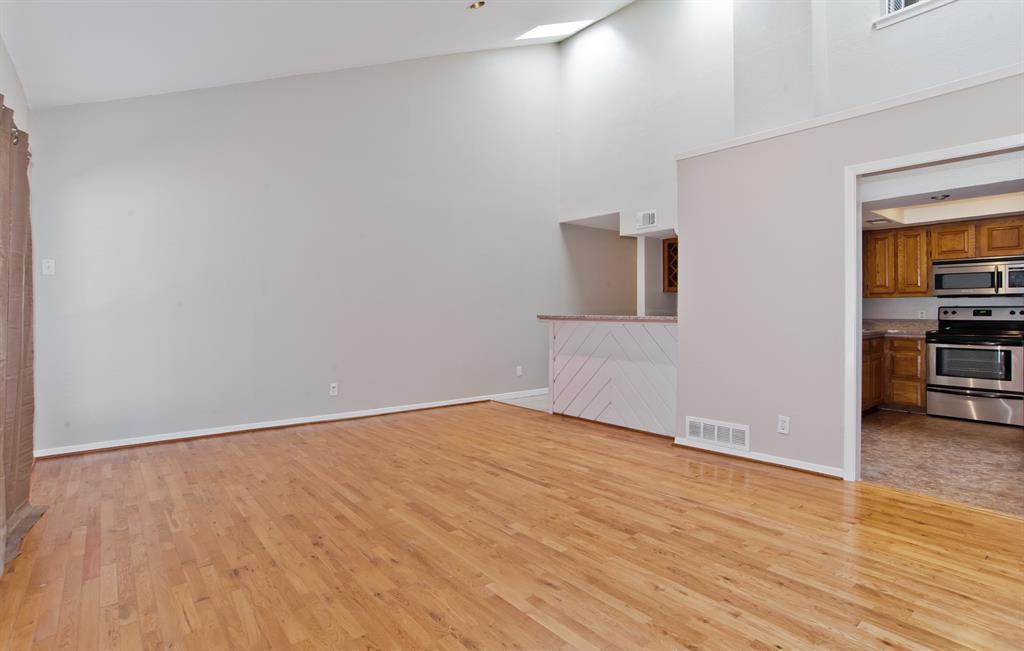 CLAYMORE PARK CONDOMINIUMS - Residential Lease