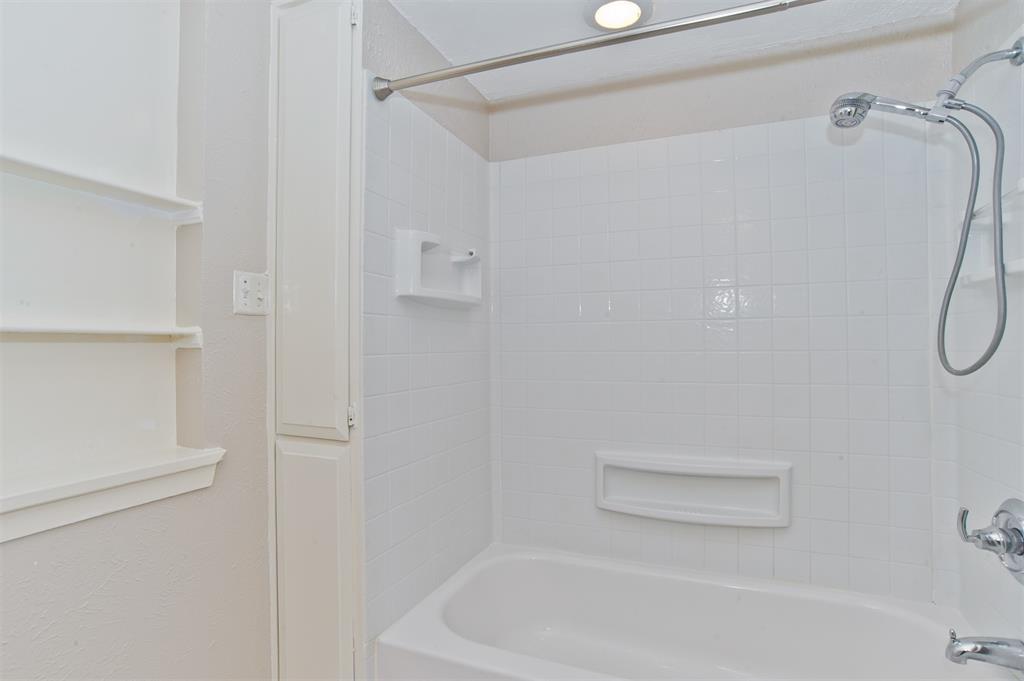 CLAYMORE PARK CONDOMINIUMS - Residential Lease