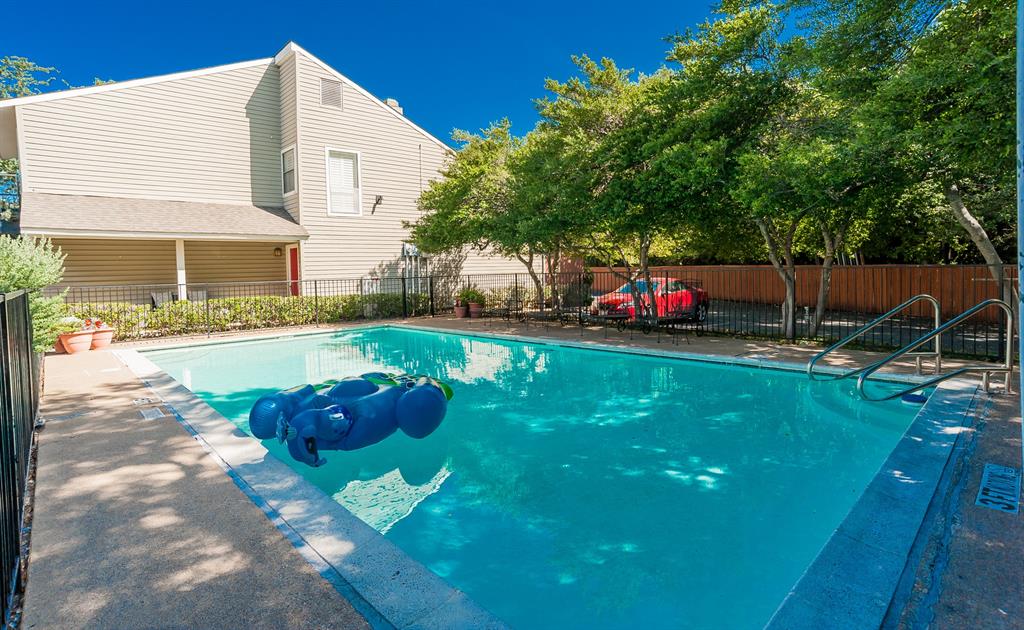 CLAYMORE PARK CONDOMINIUMS - Residential Lease