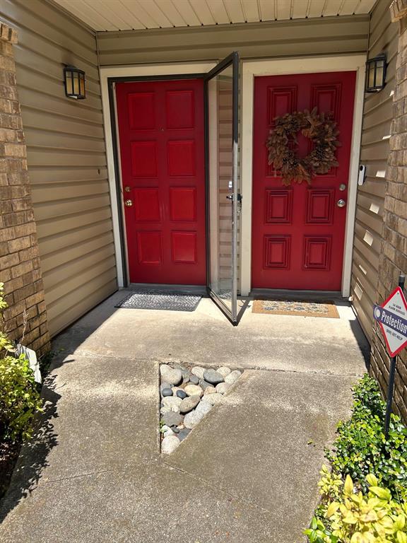 CLAYMORE PARK CONDOMINIUMS - Residential Lease