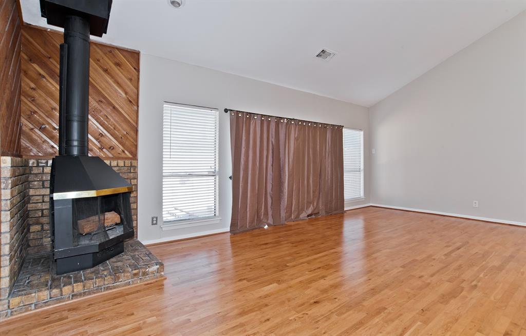 CLAYMORE PARK CONDOMINIUMS - Residential Lease