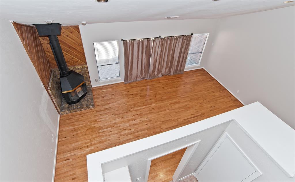 CLAYMORE PARK CONDOMINIUMS - Residential Lease