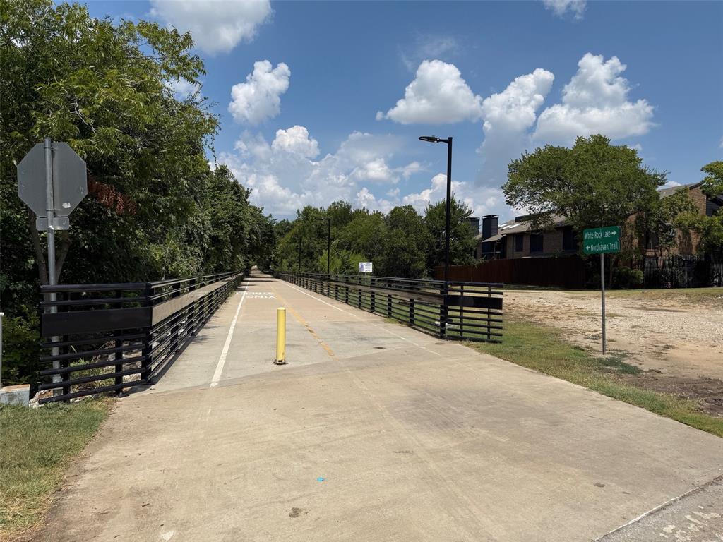 CLAYMORE PARK CONDOMINIUMS - Residential Lease