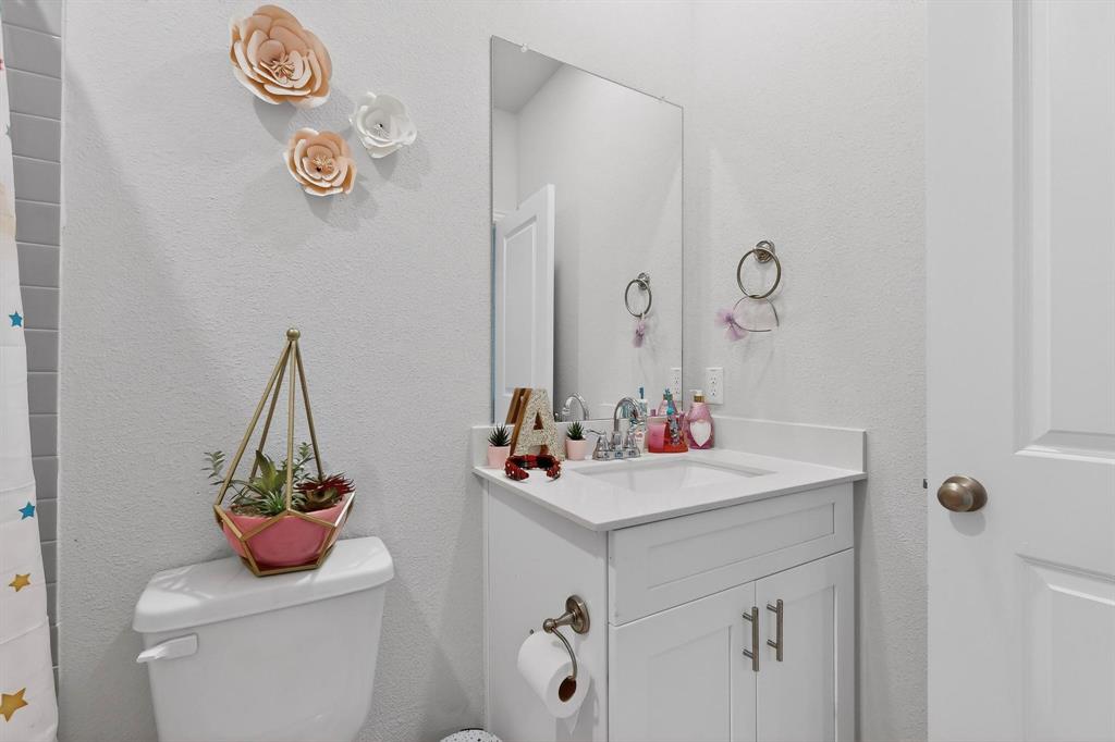 Venetian At Weston, Ph 1 - Residential Lease