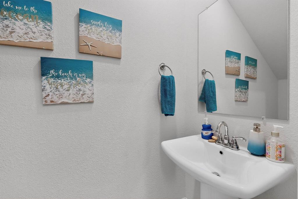 Venetian At Weston, Ph 1 - Residential Lease