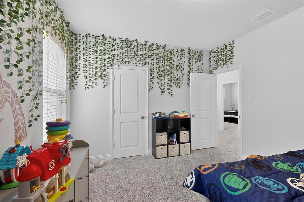 Venetian At Weston, Ph 1 - Residential Lease