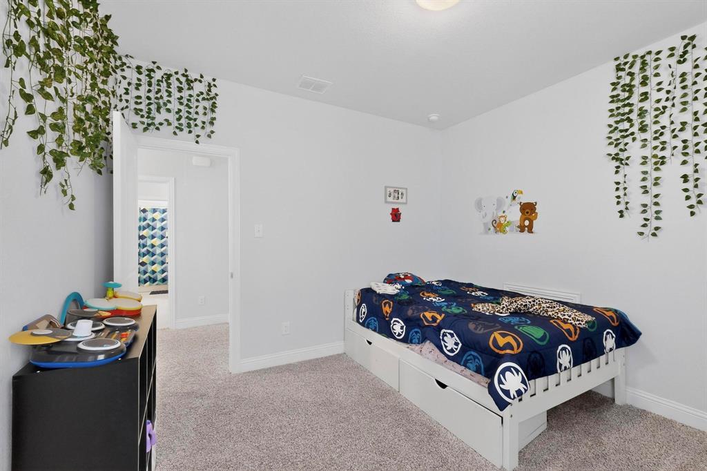 Venetian At Weston, Ph 1 - Residential Lease