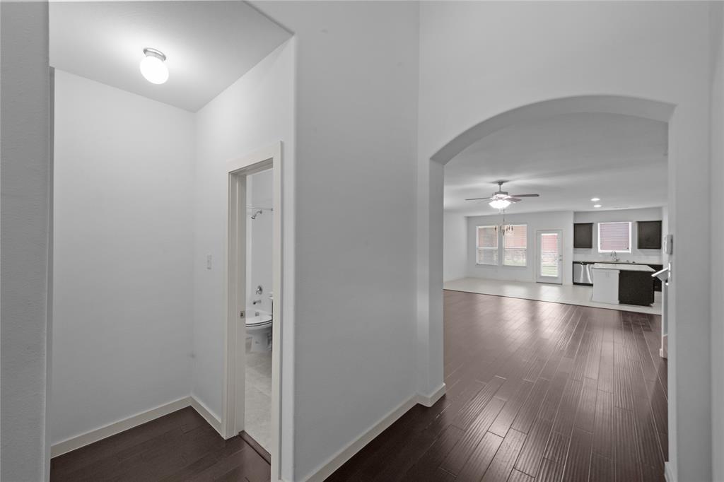 8418 Trickham Bend