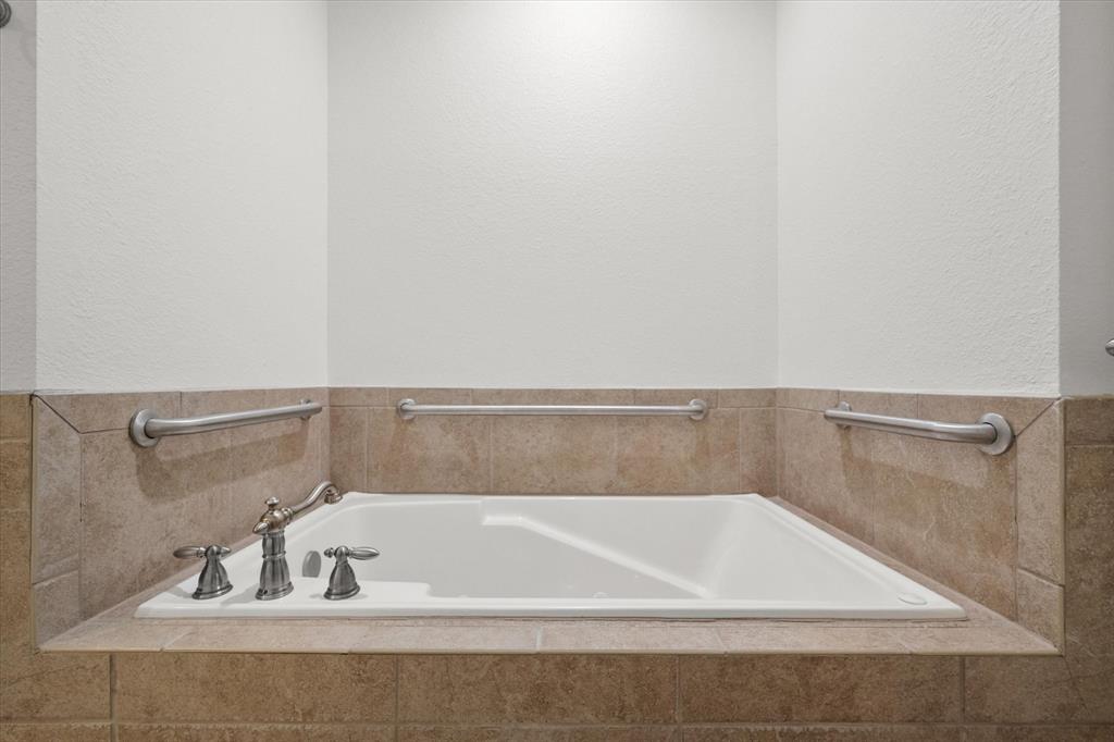 Northshore Harbor Condo - Residential