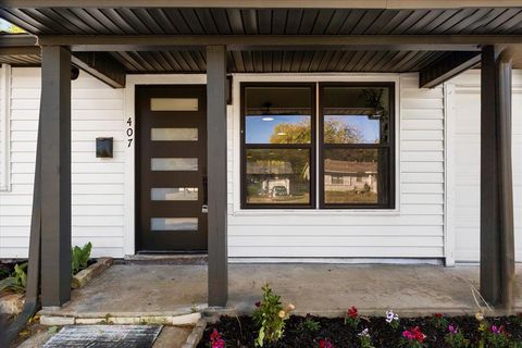 407 Freestone Drive Euless TX 76039