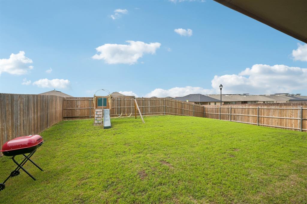 1100 Blooming Prairie Trail