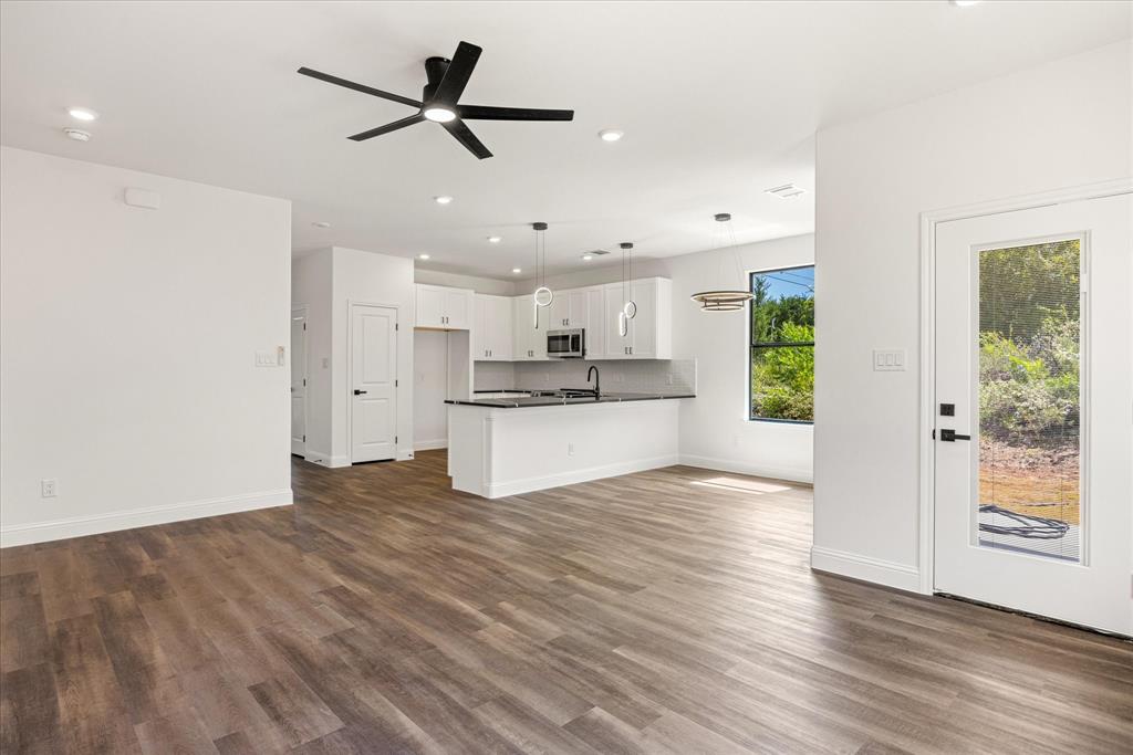 Canyon Creek III - Residential