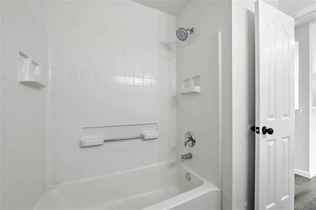 Denton, Texas 76207, United States, 4 Bedrooms Bedrooms, ,3 BathroomsBathrooms,Residential,Active,167202