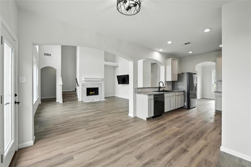 Denton, Texas 76207, United States, 4 Bedrooms Bedrooms, ,3 BathroomsBathrooms,Residential,Active,167202