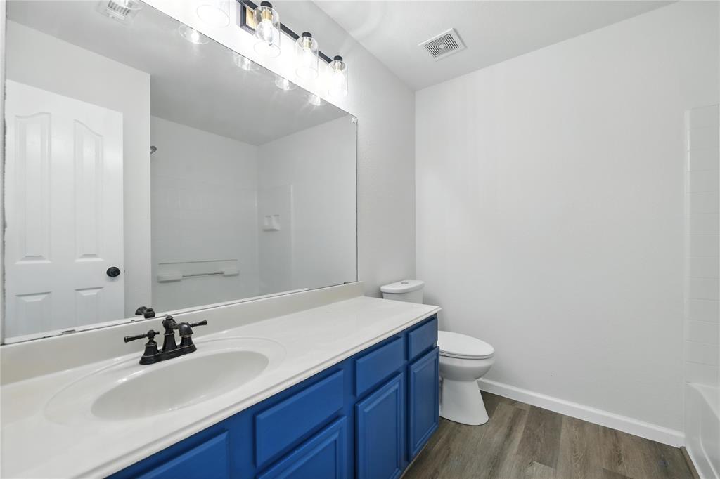 Denton, Texas 76207, United States, 4 Bedrooms Bedrooms, ,3 BathroomsBathrooms,Residential,Active,167202