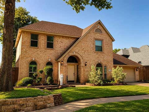 Photo of 2902 Redstone Drive, Arlington, TX 76001 (MLS # 21340236)
