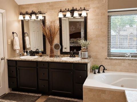 Tiny photo for 2902 Redstone Drive, Arlington, TX 76001 (MLS # 21340236)