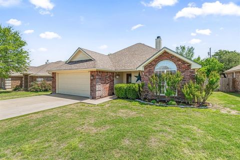 304 Midnight Shadow Stephenville TX 76401