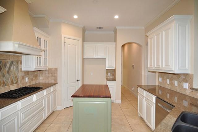 Forest Glenn West - Residential Lease