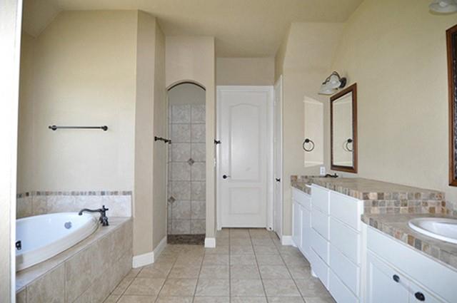 Forest Glenn West - Residential Lease