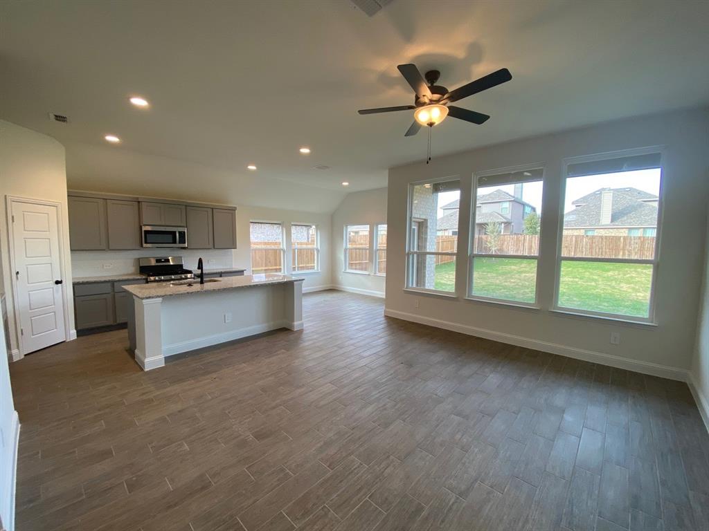 Summer Crest - Residential