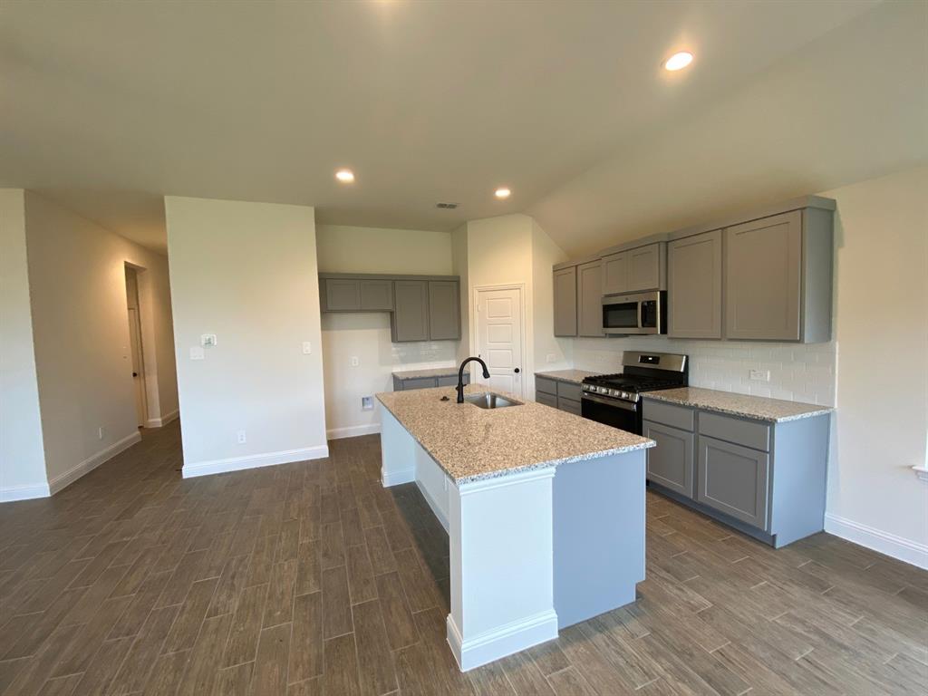 Summer Crest - Residential