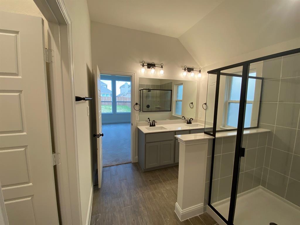 Summer Crest - Residential