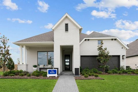 611 Long Trail Mansfield TX 76063