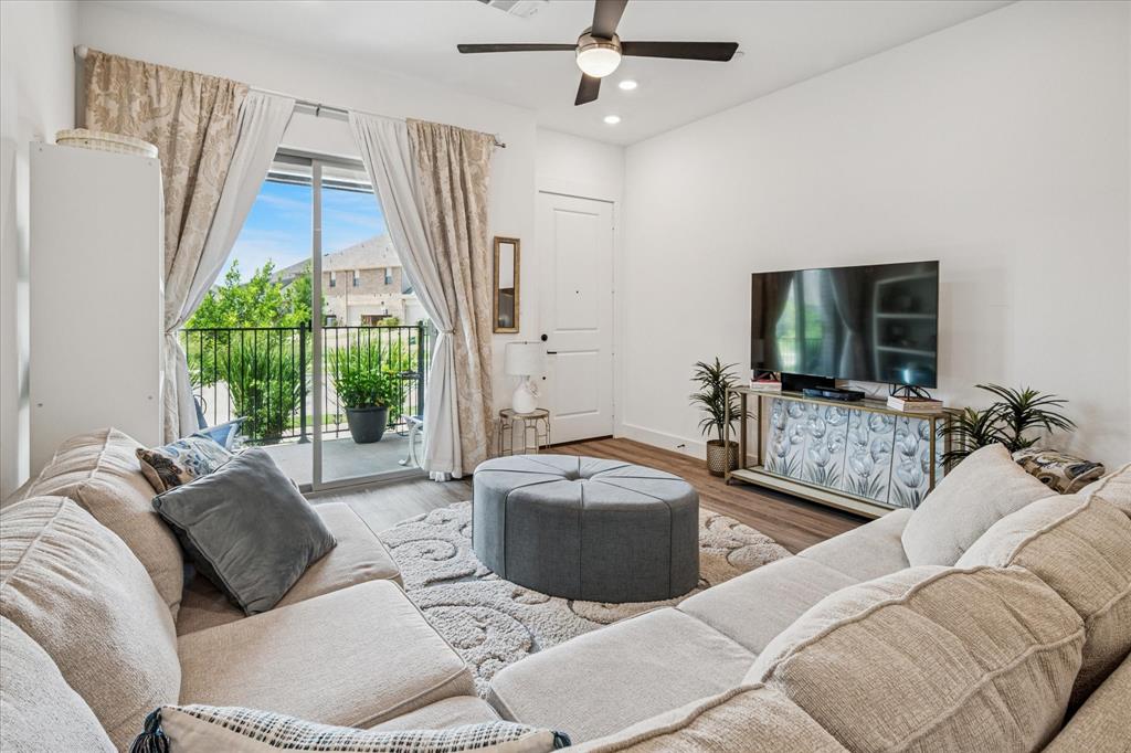 Woodbridge Villas Tr A-3, Ph 1 - Residential