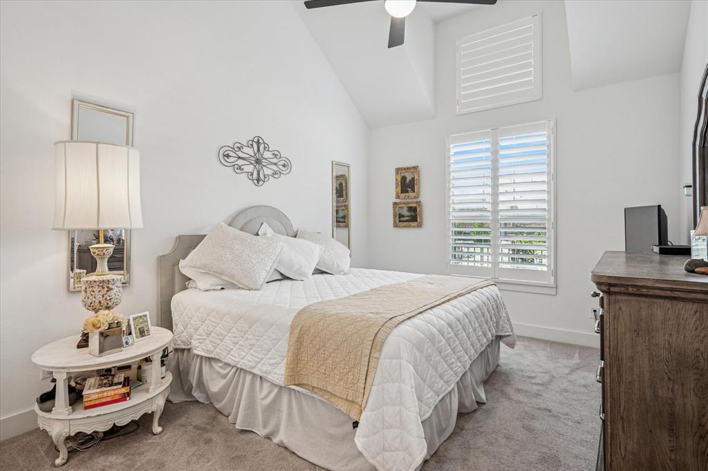 613 Cloverleaf Drive