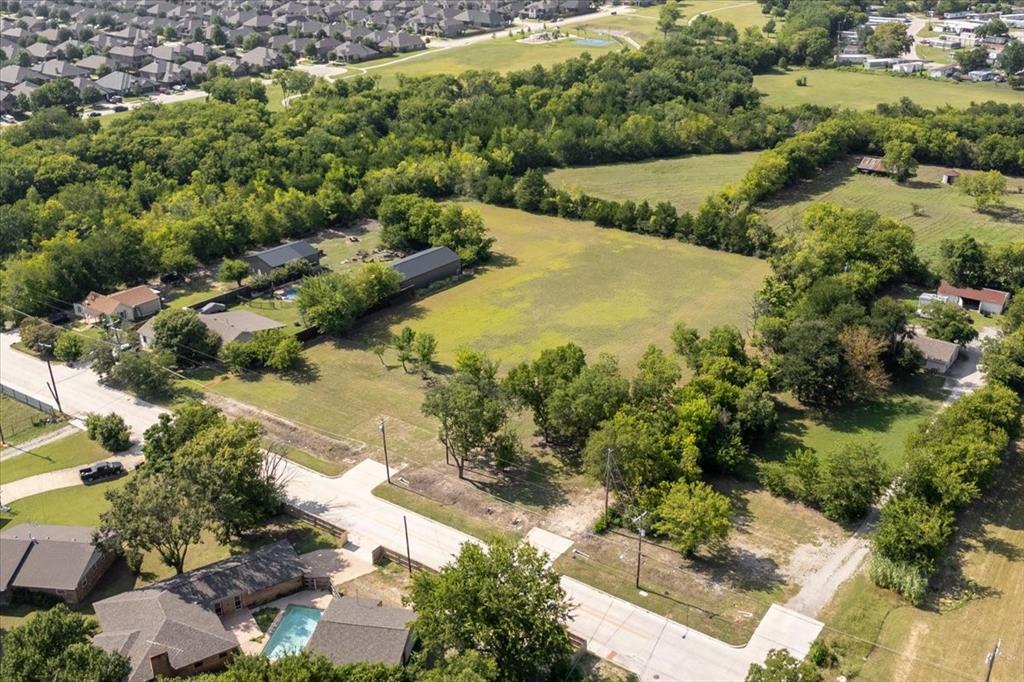 404 Hackberry Drive