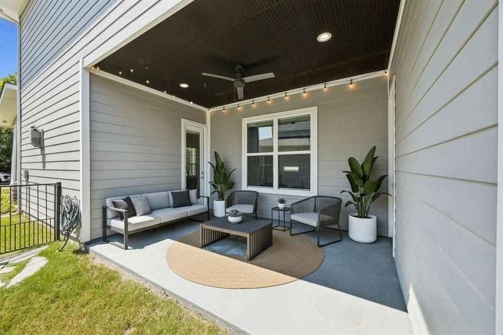 Photo of 389 Jordan Farm Circle, Rockwall, TX 75087 (MLS # 21240691)