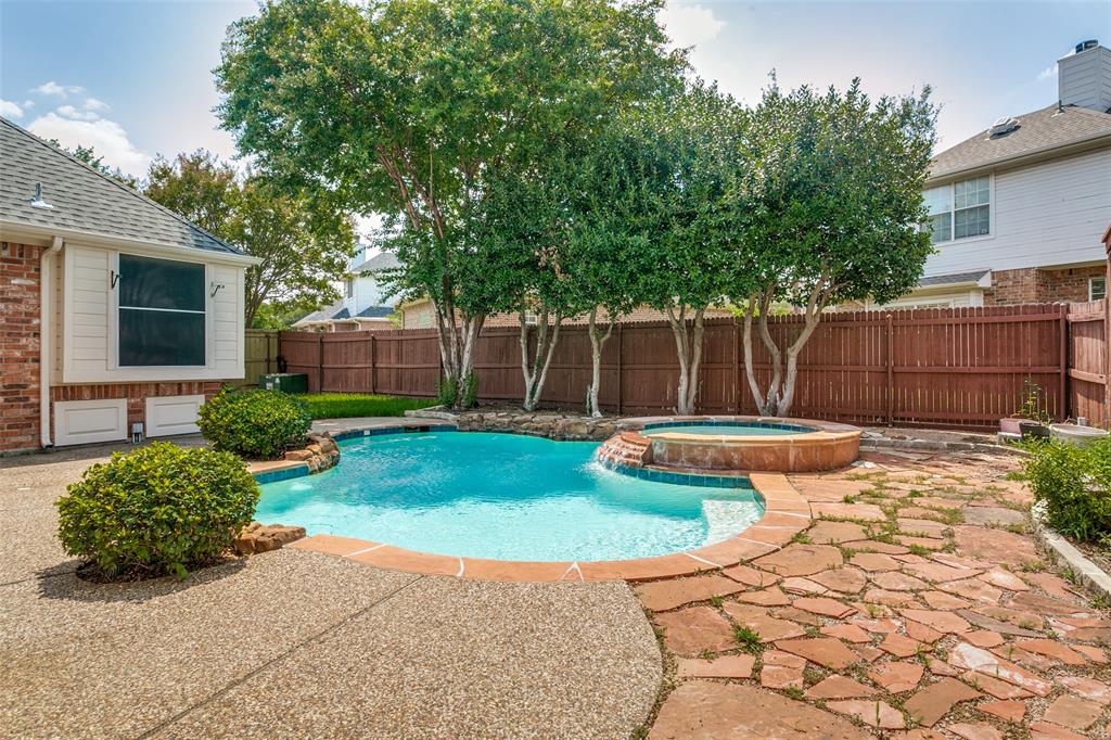 2409 Candlebrook Drive