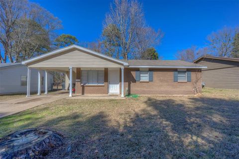 2550 Crape Myrtle Street Shreveport LA 71118