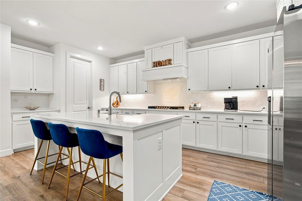 4905 Celestial Road