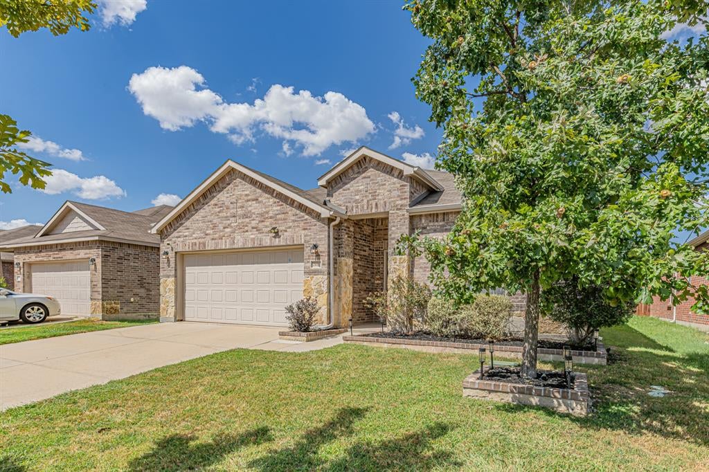 2429 Senepol Way