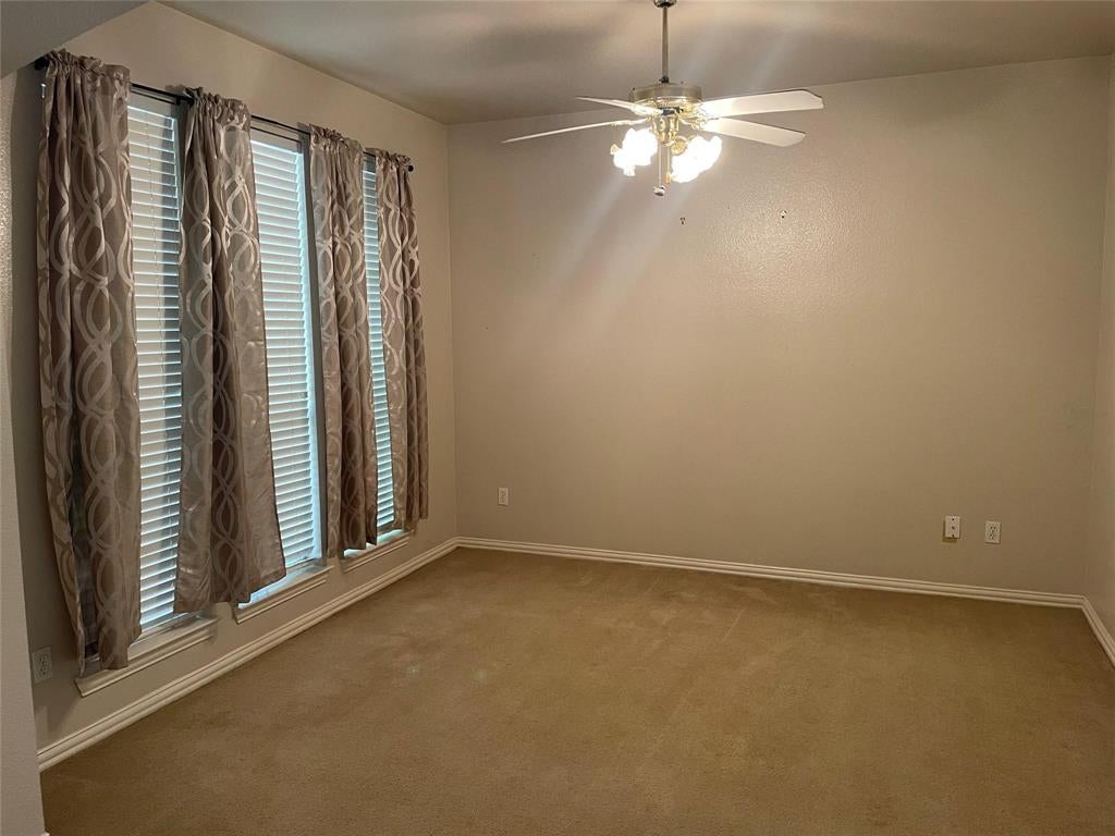 5904 Pinyon Drive