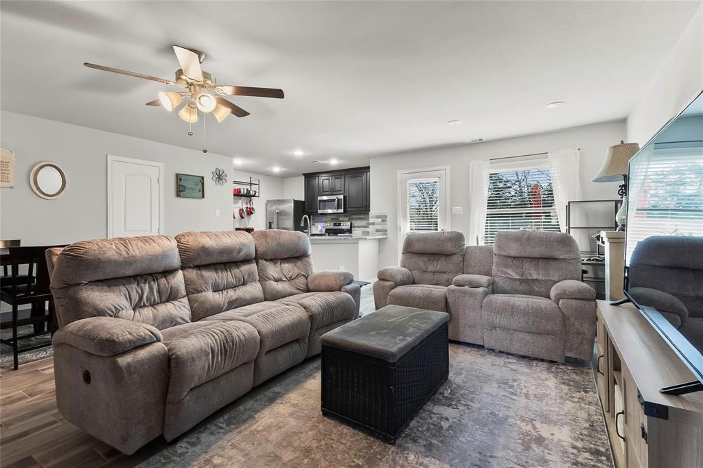 6810 Topaz Drive