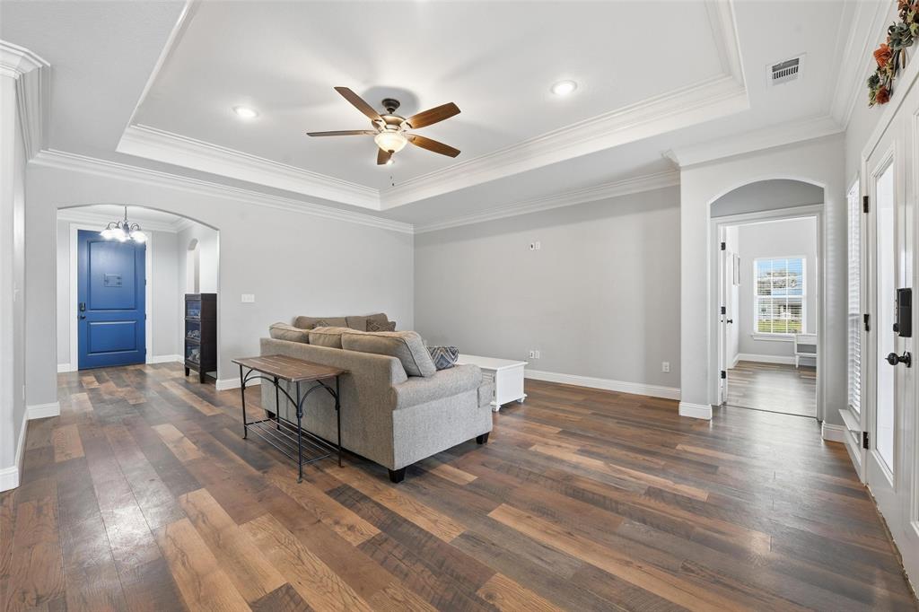 Riggs Place - Residential