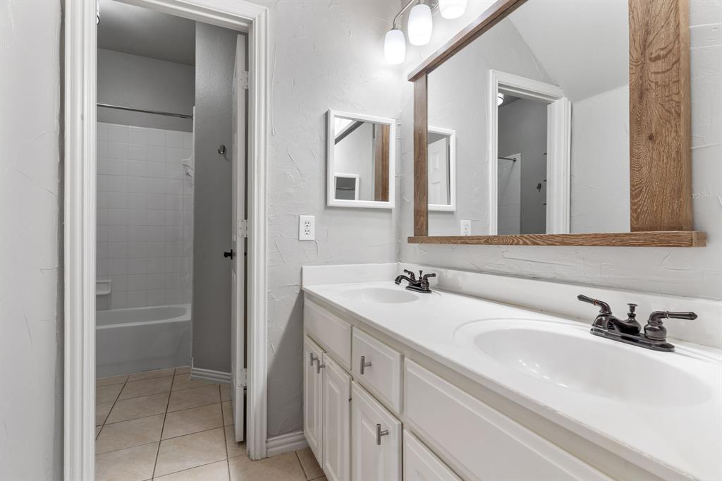 Arbor Hollow - Residential