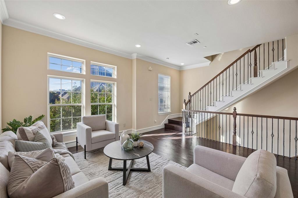 4085 Winsor Drive