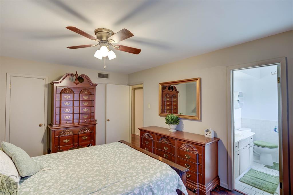 Fairfield Oaks Condos - Residential