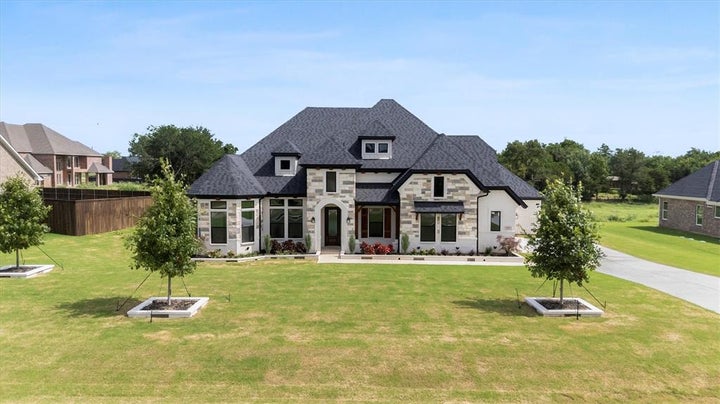 Photo 1 of 37 — 3690 jacks Loop, Midlothian, TX 76065