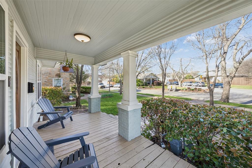 728 N Winnetka Avenue