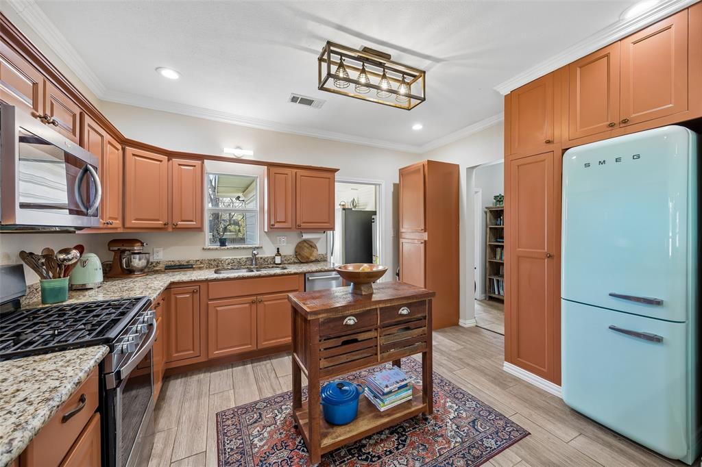 Oak Cliff Annex - Residential