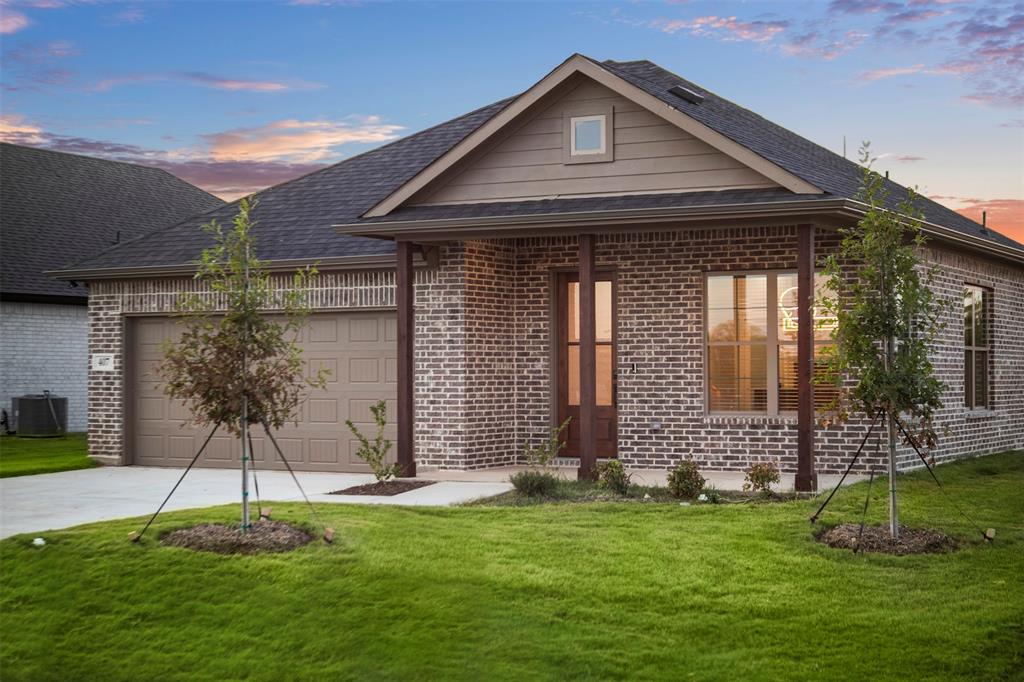 407 Lora Sue Court
