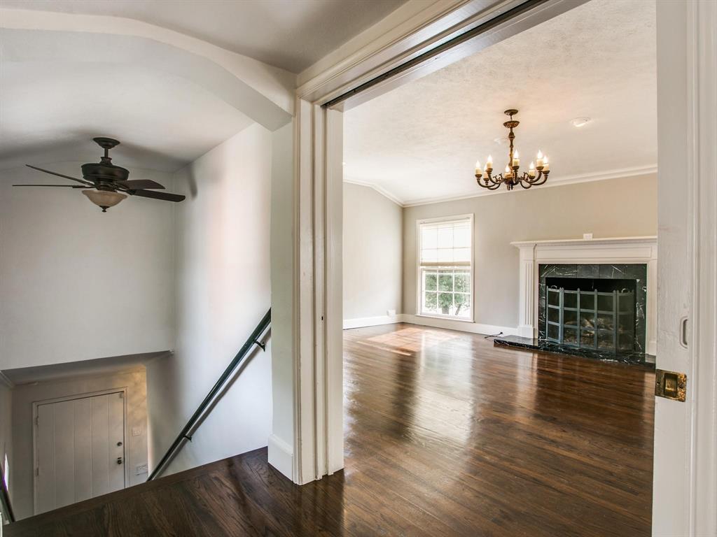 PRESTON PLACE 4 - Residential Lease