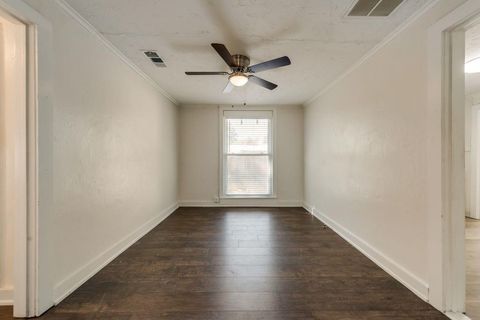 Tiny photo for 618 W Purnell Road, Lewisville, TX 75067 (MLS # 21101570)