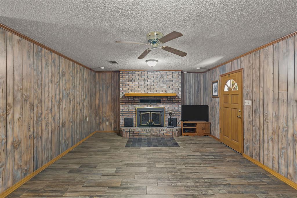 LOUISIANA REAL EST. & DEV. CO. - Residential